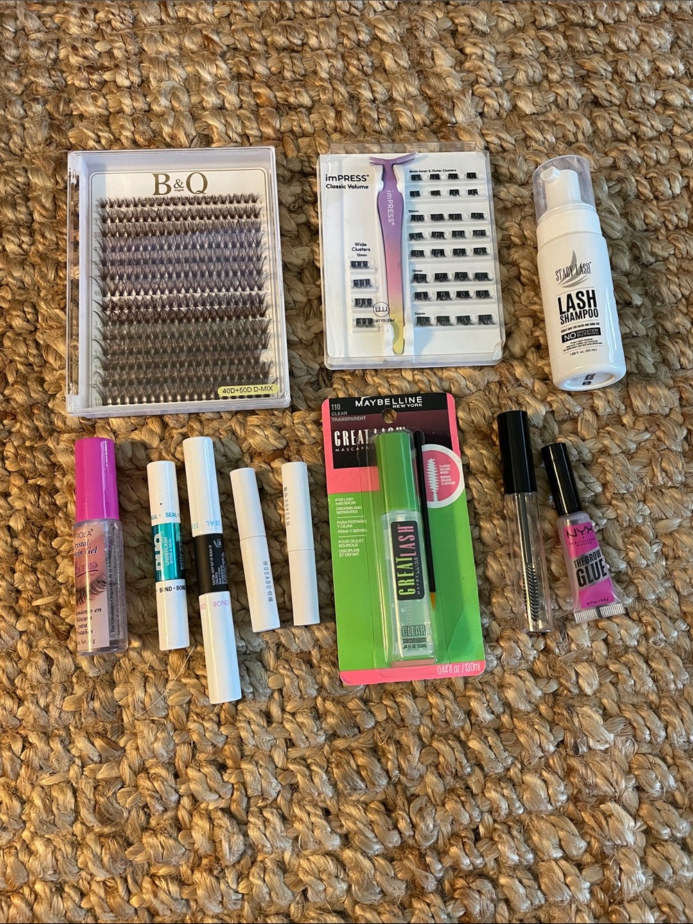 Maybelline Great Lash Clear Lash Adhesive with Mixed Lash Accessories